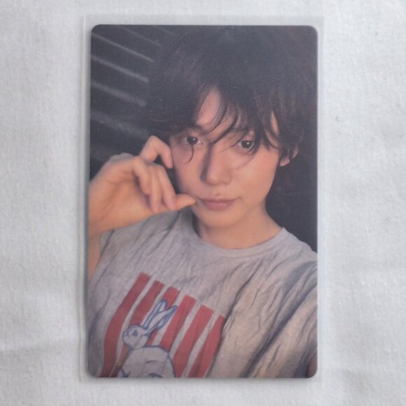 TXT The Star Chapter: TOGETHER (ETCHED VER.) Photocard - YEONJUN - Picture 1 of 2